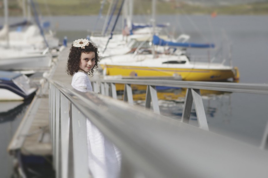 fotos profesionales de comunion niña orellana la vieja embarcadero barcos sd