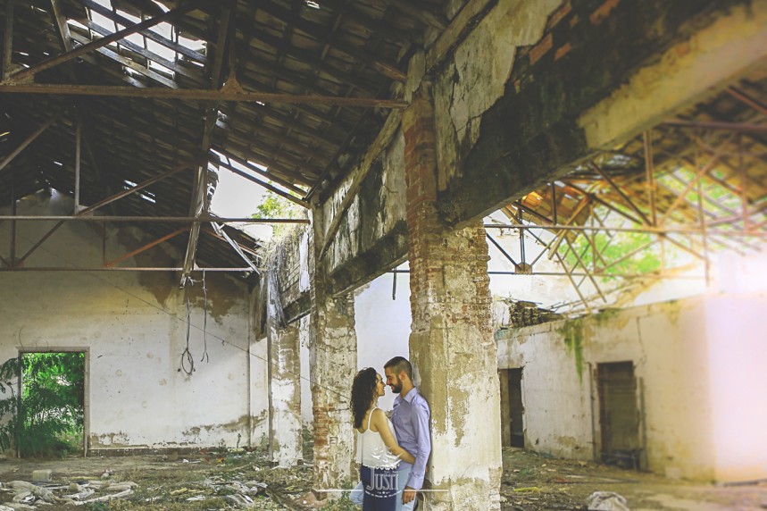 fotos pareja reportaje en casa en ruinas (2)