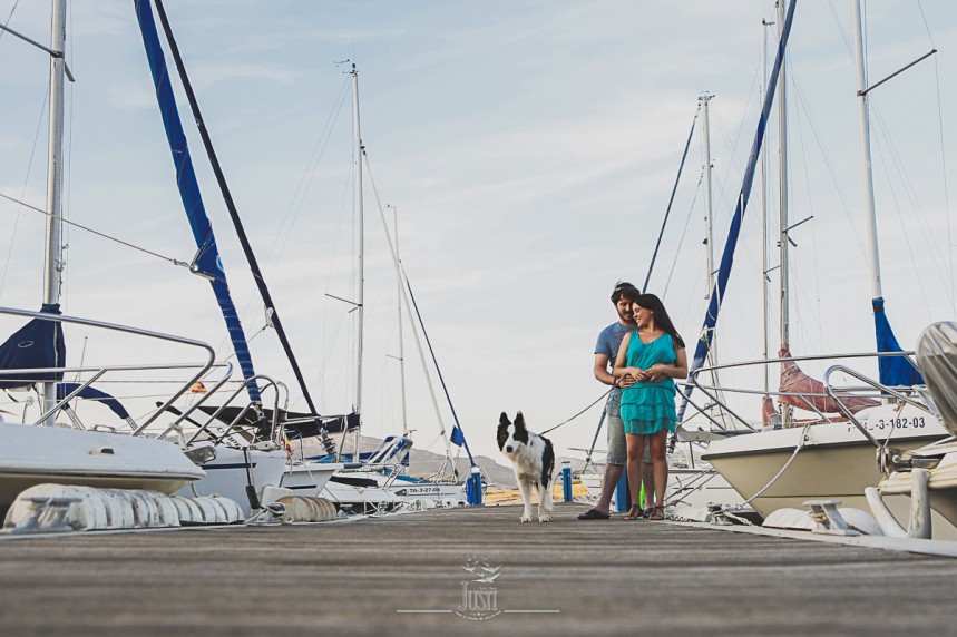 Luz y Kamylo - preboda en orellana la vieja con perro-10