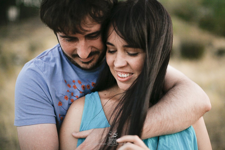 Luz y Kamylo - preboda en orellana la vieja con perro-25