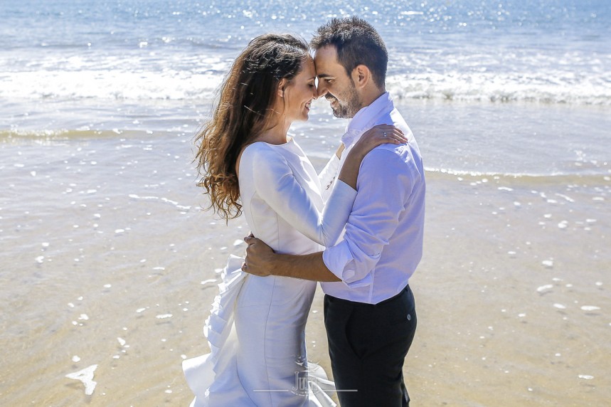 fotografias-profesionales-post-boda-en-el-rocio-y-la-playa-17-de-23
