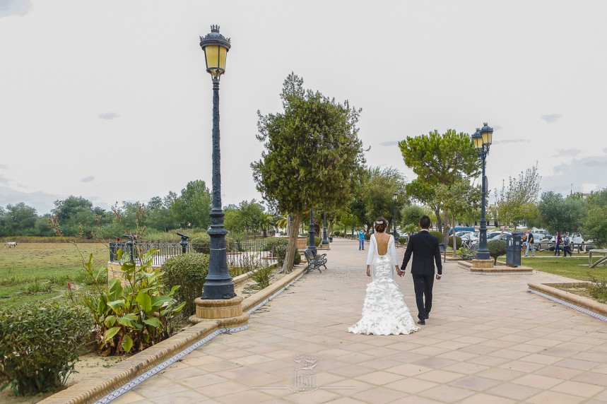 fotografias-profesionales-post-boda-en-el-rocio-y-la-playa-4-de-23