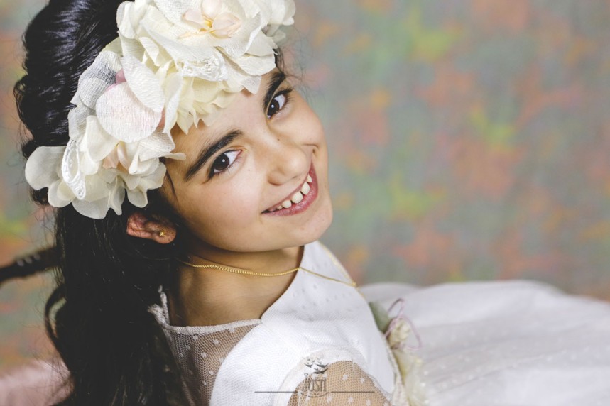 Yakira - fotografias comunion en estudio y exterior - fotografos badajoz y caceres - foto video justi (4)